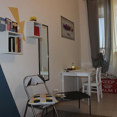 Bed 'N Books Panzió Sassari Kültér fotó