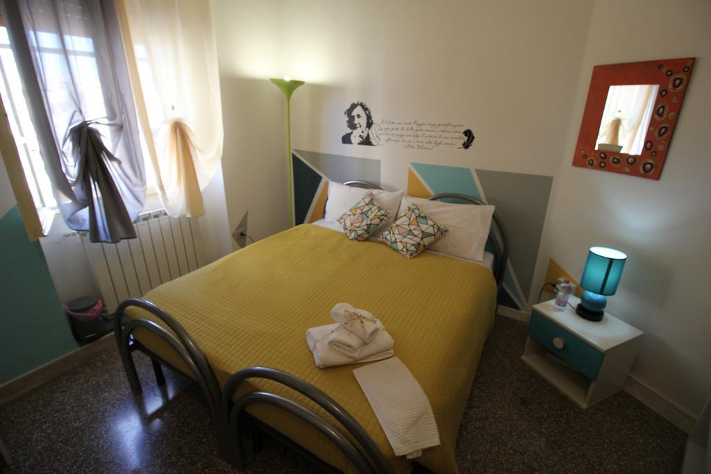 Bed 'N Books Panzió Sassari Kültér fotó
