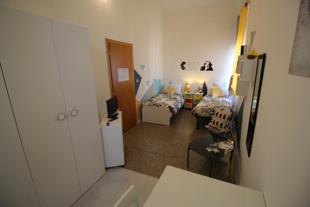 Bed 'N Books Panzió Sassari Kültér fotó