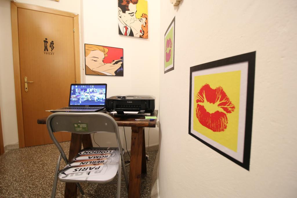 Bed 'N Books Panzió Sassari Kültér fotó