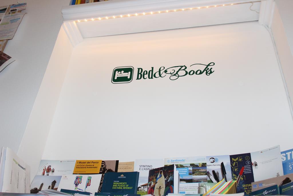 Bed 'N Books Panzió Sassari Kültér fotó