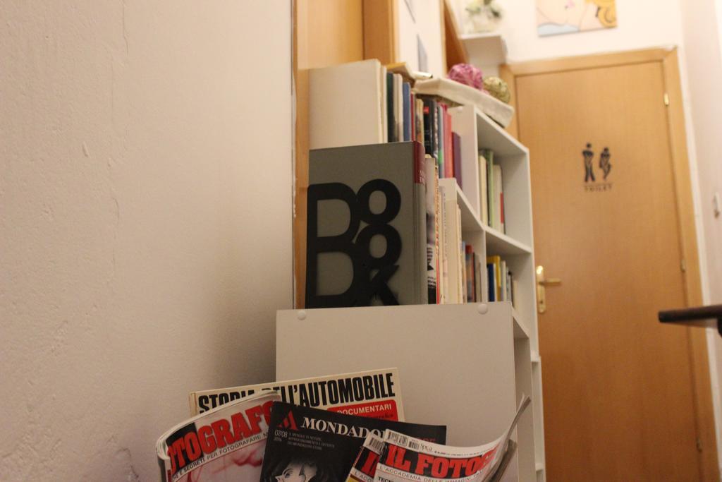 Bed 'N Books Panzió Sassari Kültér fotó