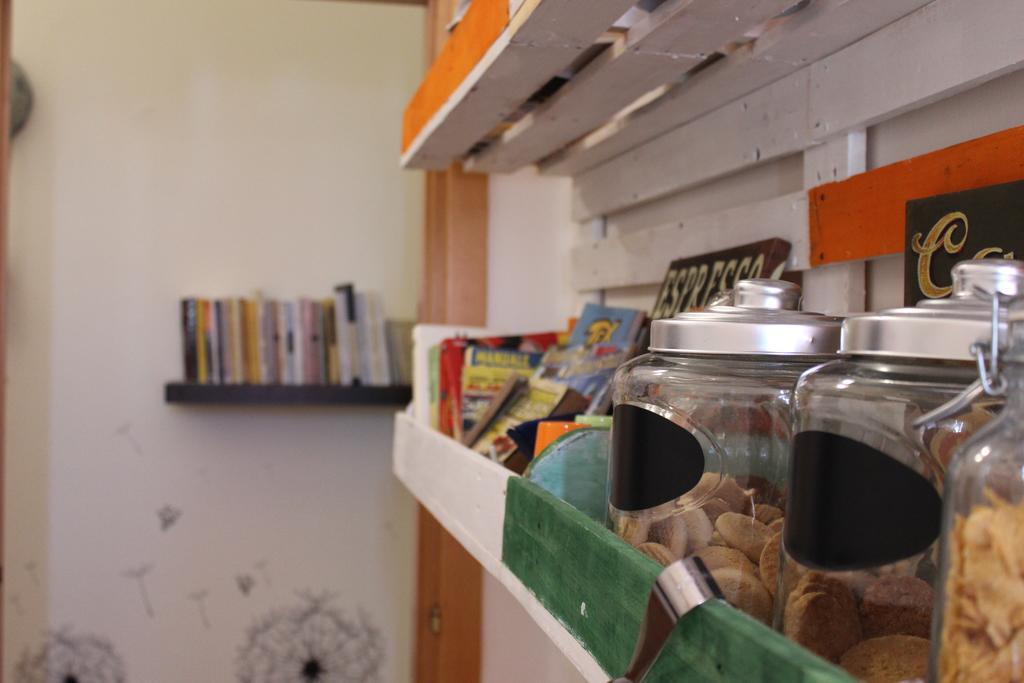 Bed 'N Books Panzió Sassari Kültér fotó