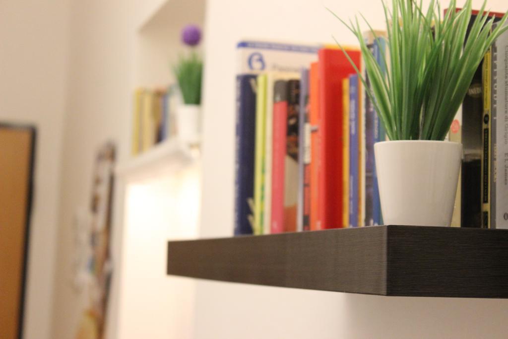 Bed 'N Books Panzió Sassari Kültér fotó