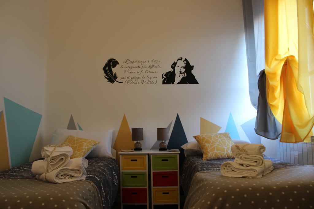 Bed 'N Books Panzió Sassari Kültér fotó